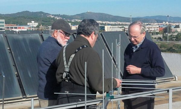 Muntant els adaptadors de l'antena EA3XU, EA3BTZ y EA3OG